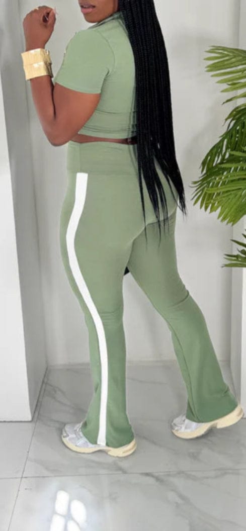 F.A.S.T Boutique STRIPED ZIP UP TOP & PANTS SET(Pre-Order)